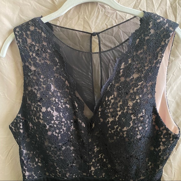 LIKE NEW! Morgan & Co Homecoming Dress - Picture 3 of 5